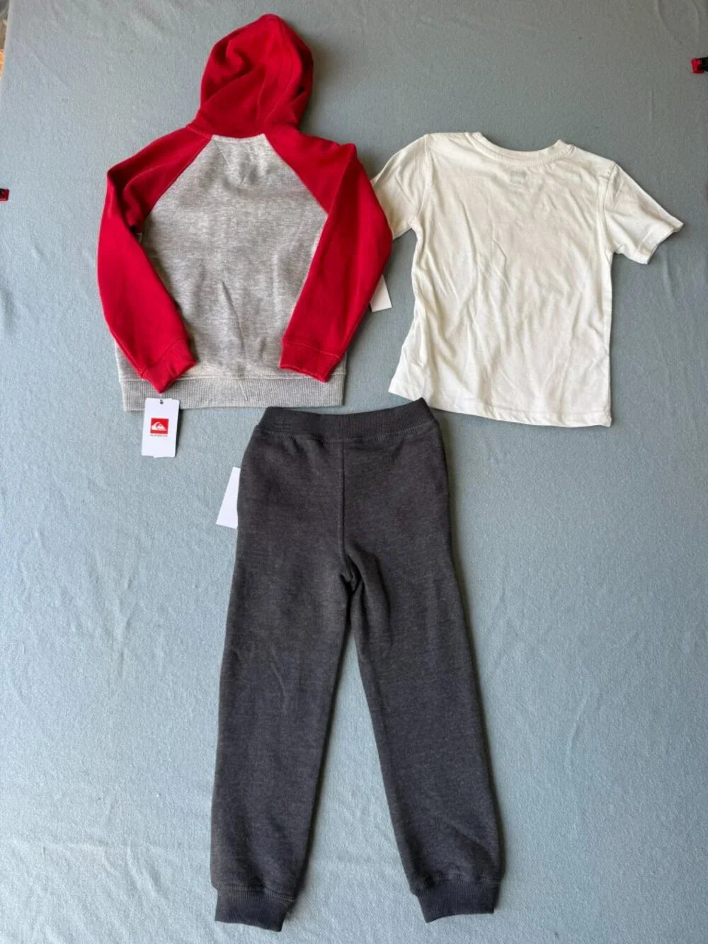 Quicksilver zip up 3 piece hoodie set boys size 5 red and grey